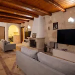 Вілла Family Magic Media With Private Heated Pool, Playground, Basketball & Game Ретимно (Крит)