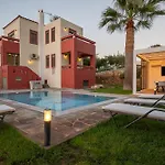 Family Magic Media With Private Heated Pool, Playground, Basketball & Game Ретимно (Крит)