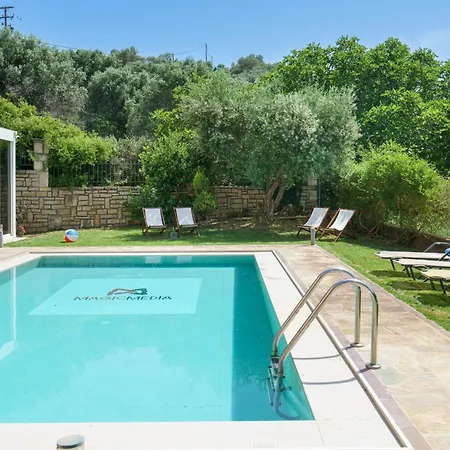 Willa Family Magic Media With Private Heated Pool, Playground, Basketball & Game