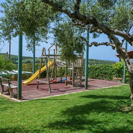 Willa Family Magic Media With Private Heated Pool, Playground, Basketball & Game Retimno