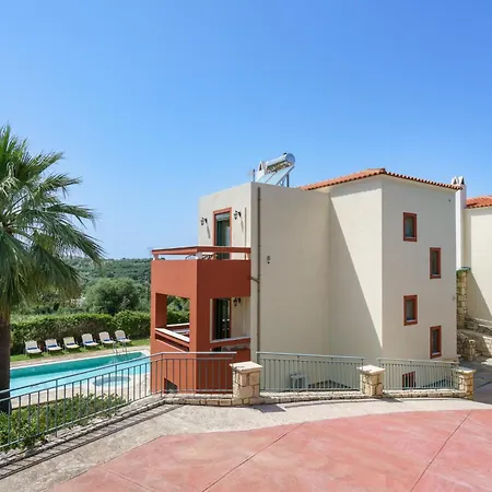 Willa Family Magic Media With Private Heated Pool, Playground, Basketball & Game *