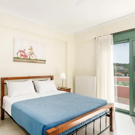 Family Magic Media With Private Heated Pool, Playground, Basketball & Game