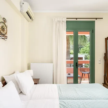 Family Magic Media With Private Heated Pool, Playground, Basketball & Game *
