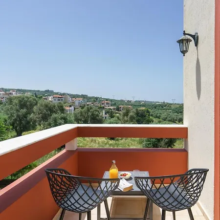 Family Magic Media With Private Heated Pool, Playground, Basketball & Game