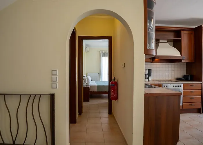 Family Magic Media With Private Heated Pool, Playground, Basketball & Game Retimno