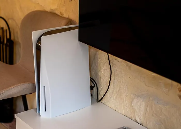 Family Magic Media With Private Heated Pool, Playground, Basketball & Game * Retimno