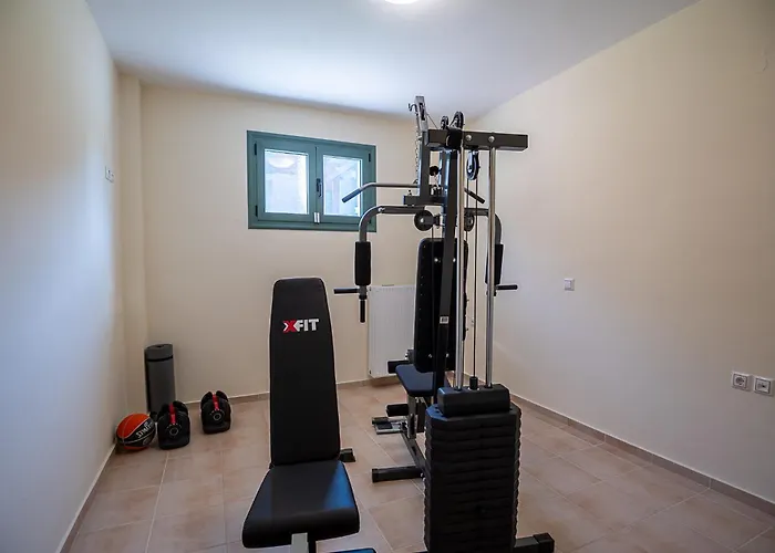 Family Magic Media With Private Heated Pool, Playground, Basketball & Game *