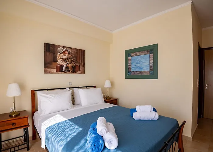 Family Magic Media With Private Heated Pool, Playground, Basketball & Game Retimno