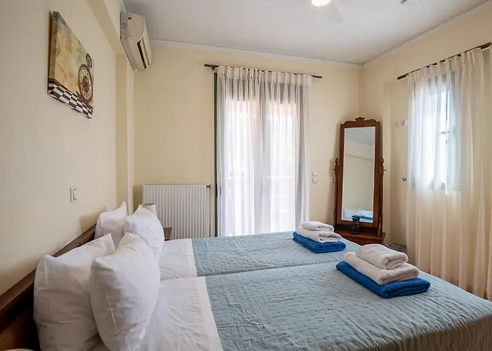 Family Magic Media With Private Heated Pool, Playground, Basketball & Game * Retimno