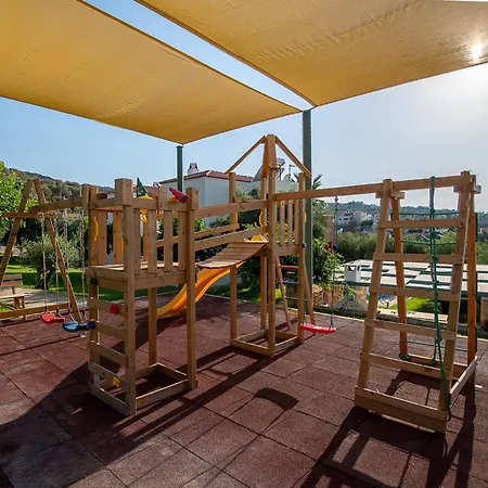 New Family Magic Media With Private Heated Pool And Game 罗希姆诺