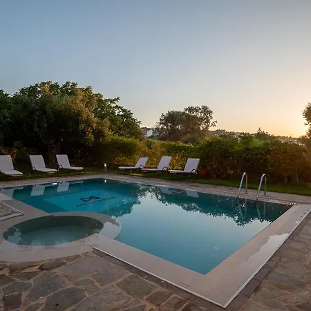 New Family Magic Media With Private Heated Pool And Game Βίλα Ρέθυμνο