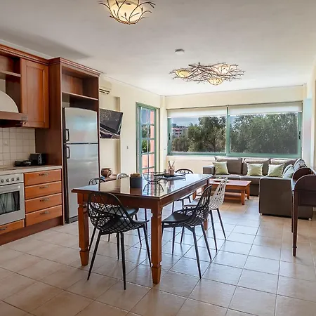 וילה Family Magic Media With Private Heated Pool, Playground, Basketball & Game