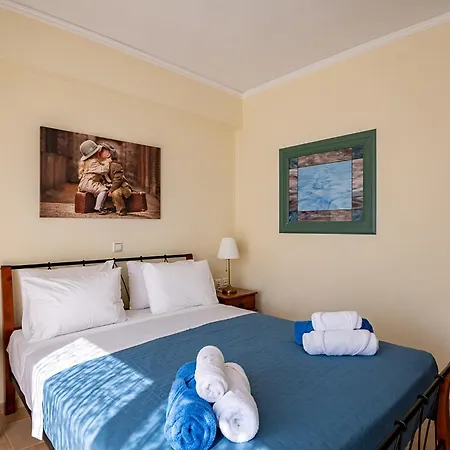 Family Magic Media With Private Heated Pool, Playground, Basketball & Game Ретимно (Крит)